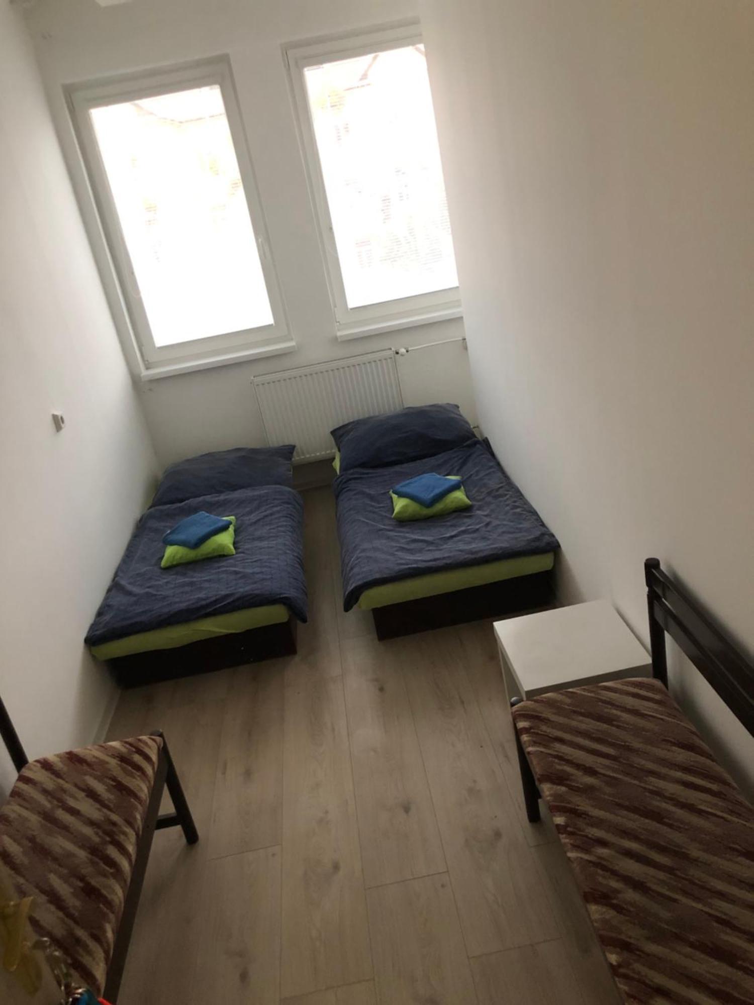 Easy Backpacker Old Town Apartment Kosice Bagian luar foto
